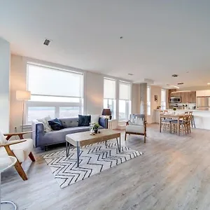 New Ocean Bay New Luxury Sleeps 5 Parking, Coffee, Ac Holiday home